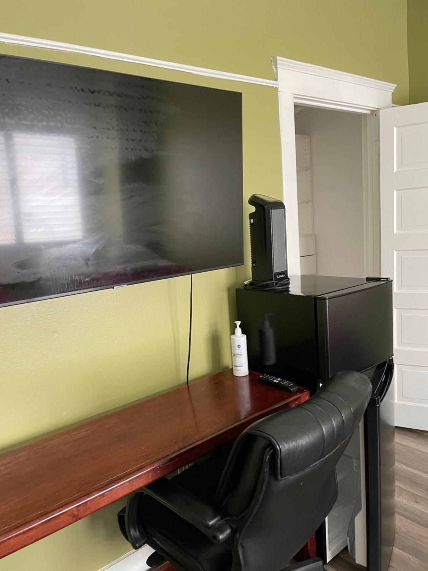 Private Large La Bedroom W Private Full Bathroom Or Half-Bathroom - Tv - Ac - Wifi - Private Fridge Near Usc - Exposition Park - Usc Memorial Coliseum - Banc Of California Bmo Stadium - Downtown Los Angeles Dtla - University Of Southern California Us Екстериор снимка